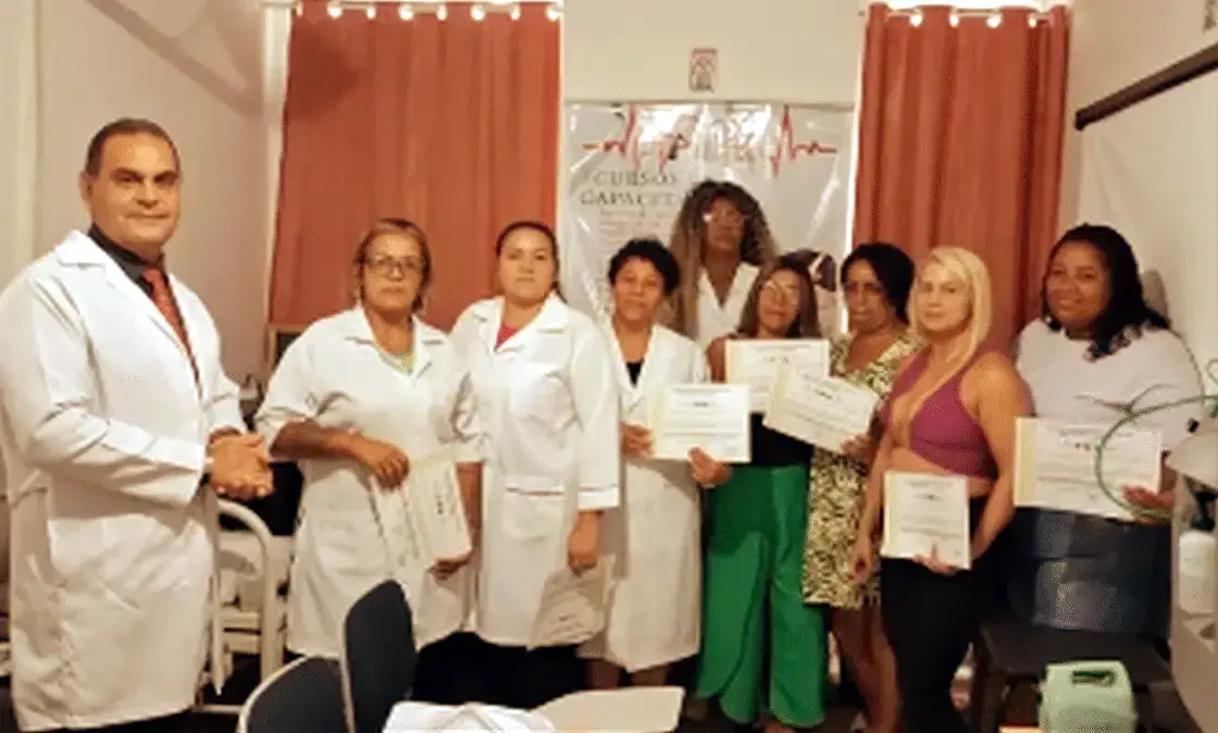Curso online e presencial de cuidador de idosos no Rio.